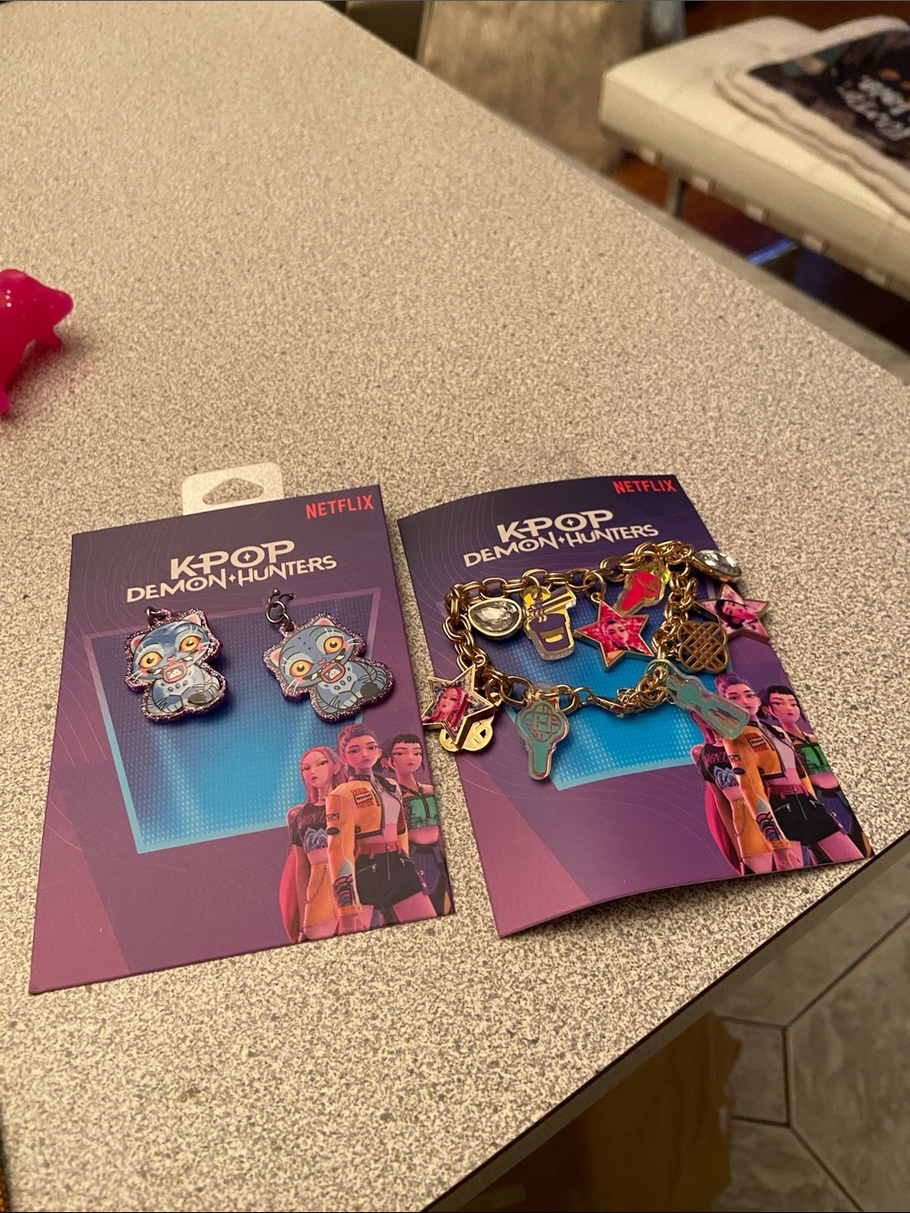 K-POP Demon Hunters Pink & Gold Charm Bracelet and Earrings Set